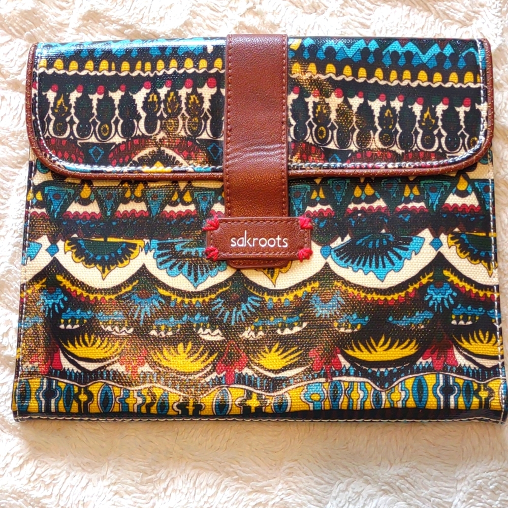 Sakroots Artist Collection iPad, Tablet or under arm bag. NWOT